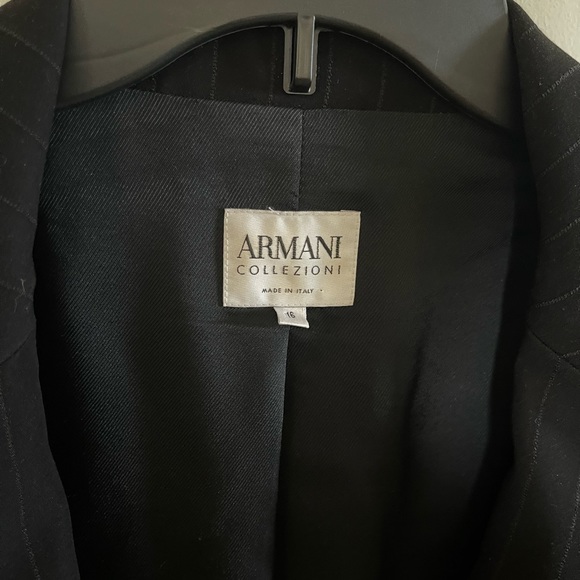 Armani Collezioni black one button blazer-16 - Picture 4 of 16